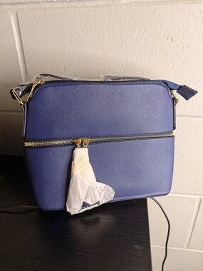 NWT Joseko Everyday Textured Crossbody Bag in Navy Blue with Wrislet